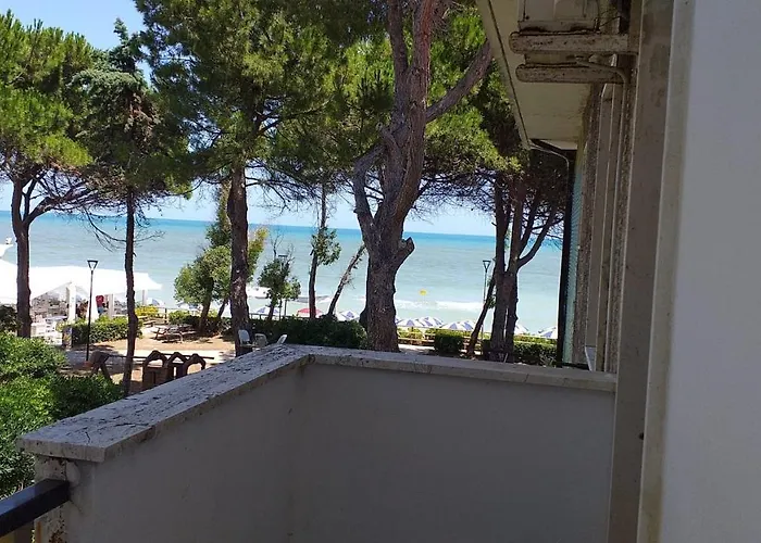 Bed & Breakfast Quadruple For A Totally Relaxing Pineto